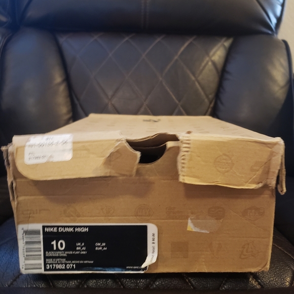 Nike Dunk High Varsity Maize - Picture 8 of 8